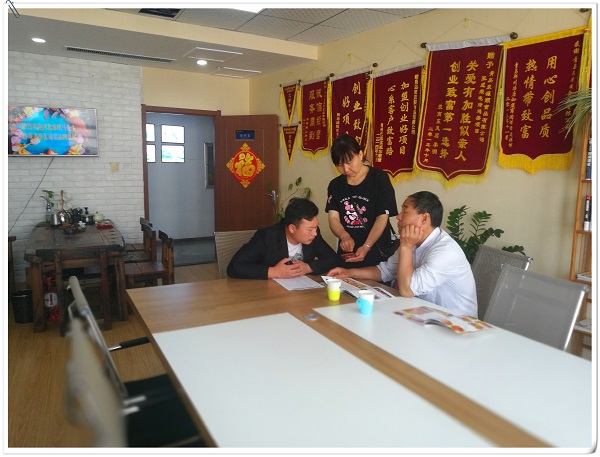河北张成荣电烤鸡架加盟,河北电烤鸡架加盟